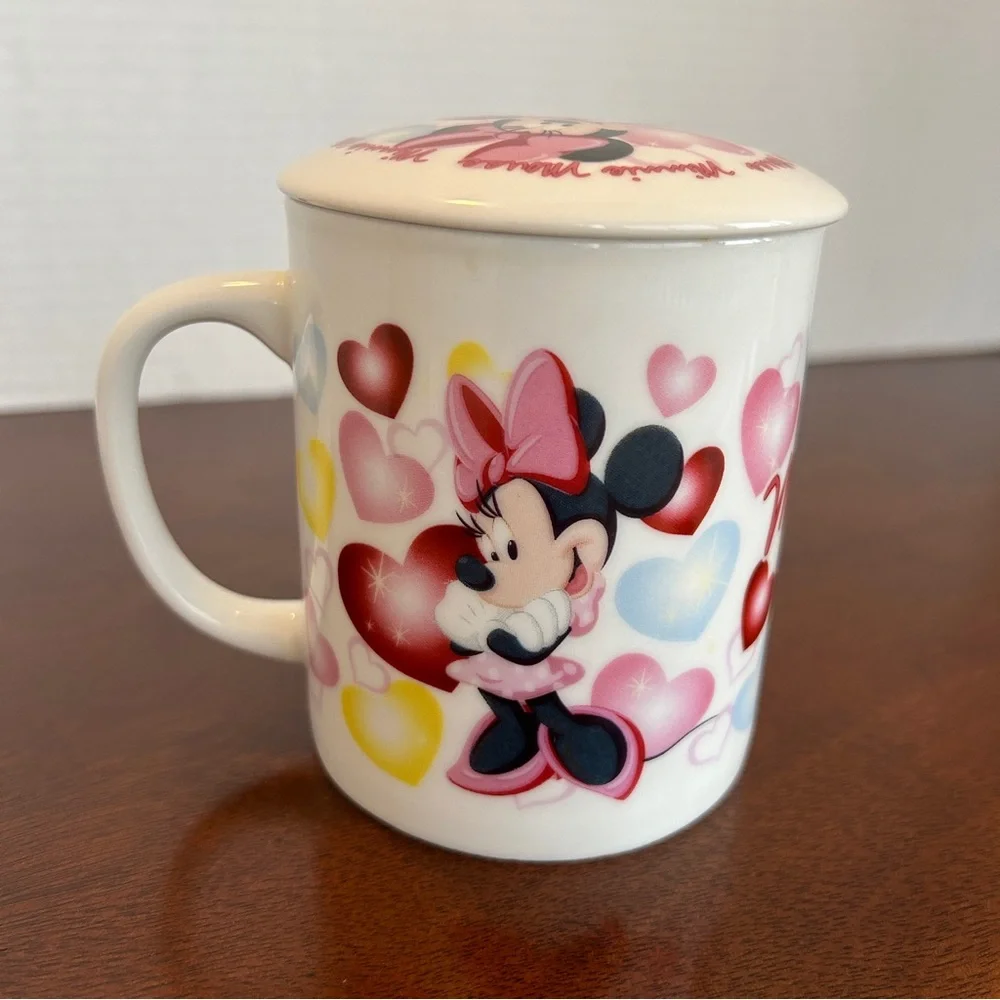 DISNEY MINNIE MOUSE Coffee/Tea Mug with Lid Hearts Colourful - Picture 3 of 9